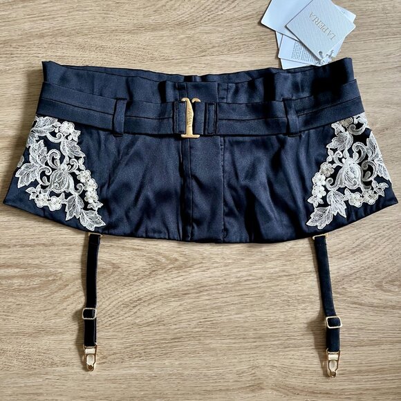 La Perla Other - $924 La Perla Maison Garter Belt Suspender Silk Black Lace NWT SIZE L luxury